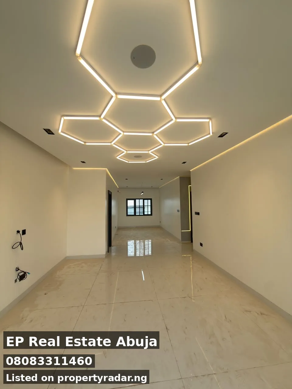 3 Bedroom Block Of Flats In Jabi For Sale in Abuja (FCT)