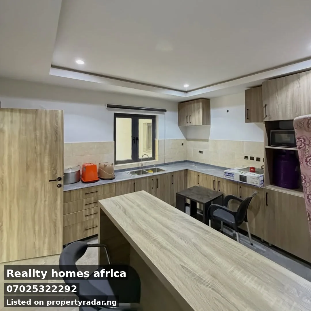 3 Bedroom Block Of Flats In Mabushi For Rent in Abuja (FCT)