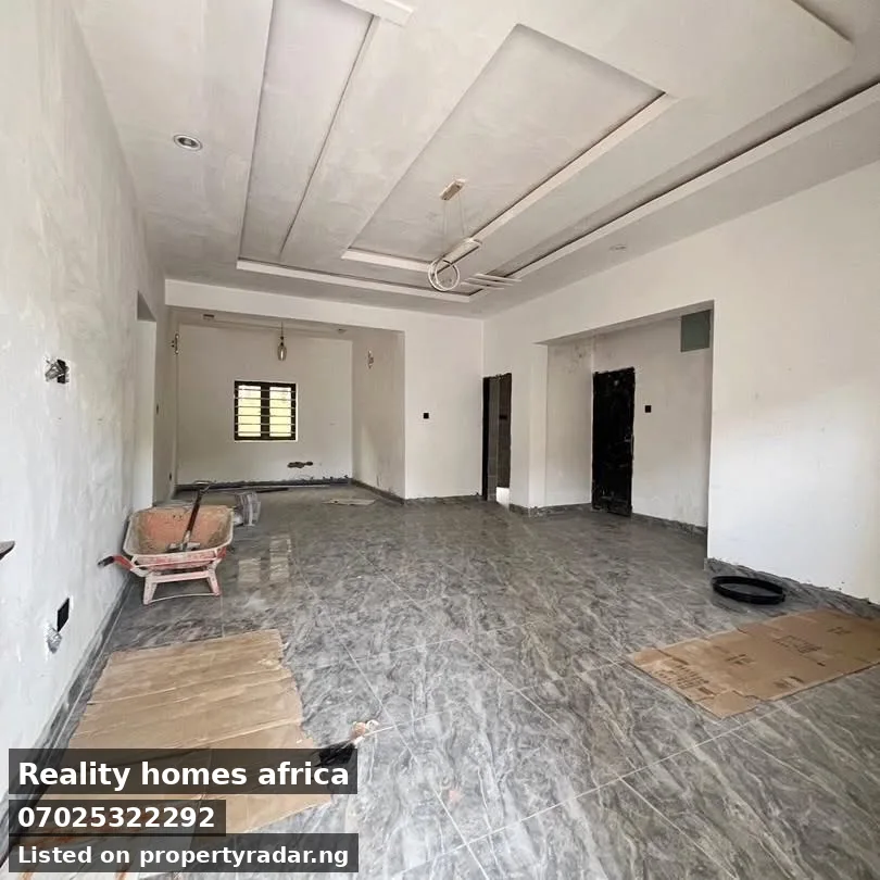 3 Bedroom Bungalow In Apo For Sale in Abuja (FCT)