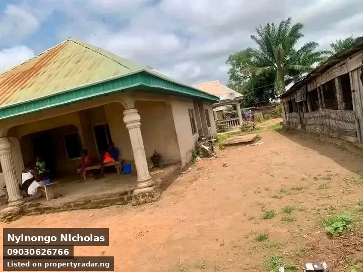 3 Bedroom House In Kanshio For Sale in Benue