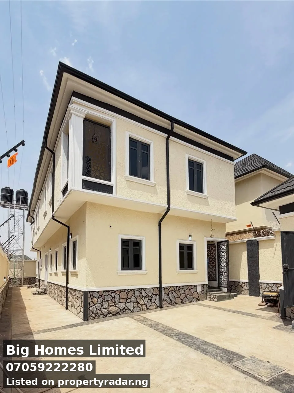 4 Bedroom Duplex In Apo For Sale in Abuja (FCT)