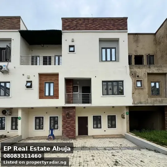 4 Bedroom Duplex In Apo For Sale in Abuja (FCT)