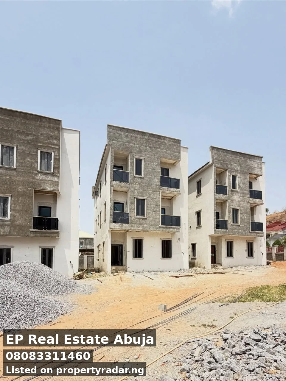 4 Bedroom Duplex In Apo For Sale in Abuja (FCT)