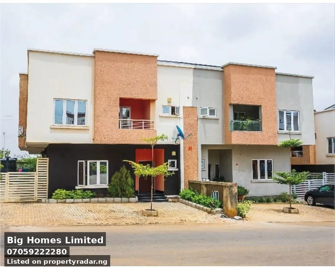 4 Bedroom Duplex In Life Camp For Sale in Abuja (FCT)