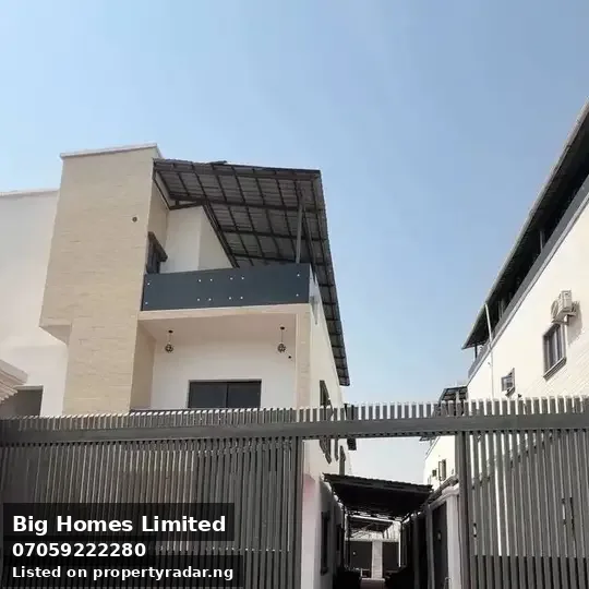 4 Bedroom Duplex In Life Camp For Sale in Abuja (FCT)