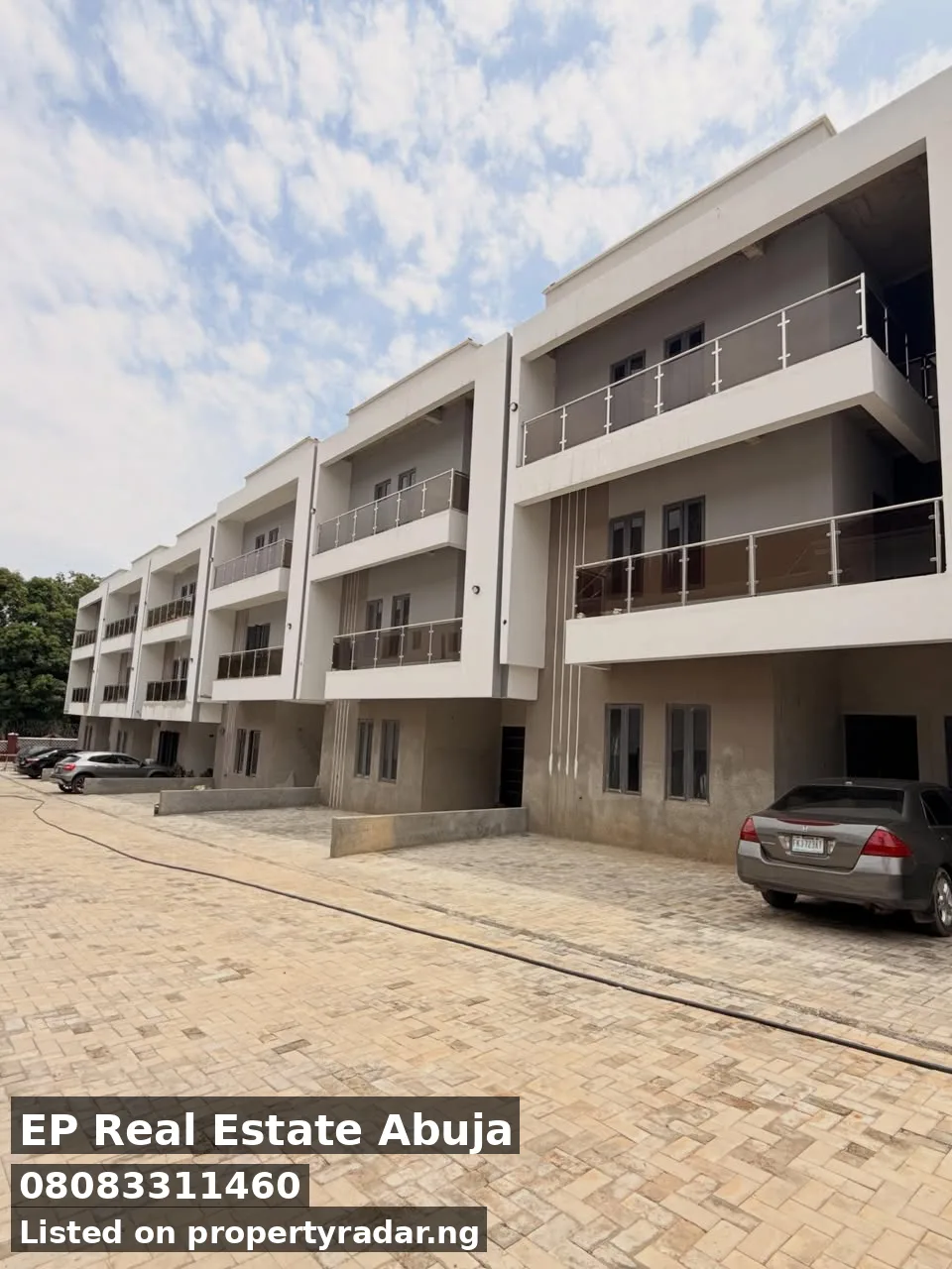 4 Bedroom Duplex In Life Camp For Sale in Abuja (FCT)