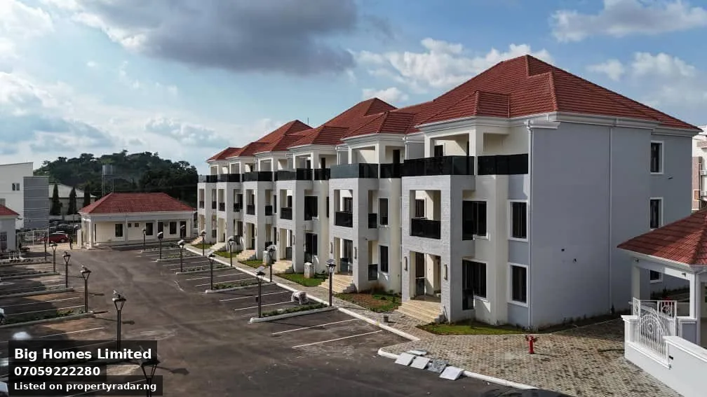 4 Bedroom Duplex In Life Camp For Sale in Abuja (FCT)