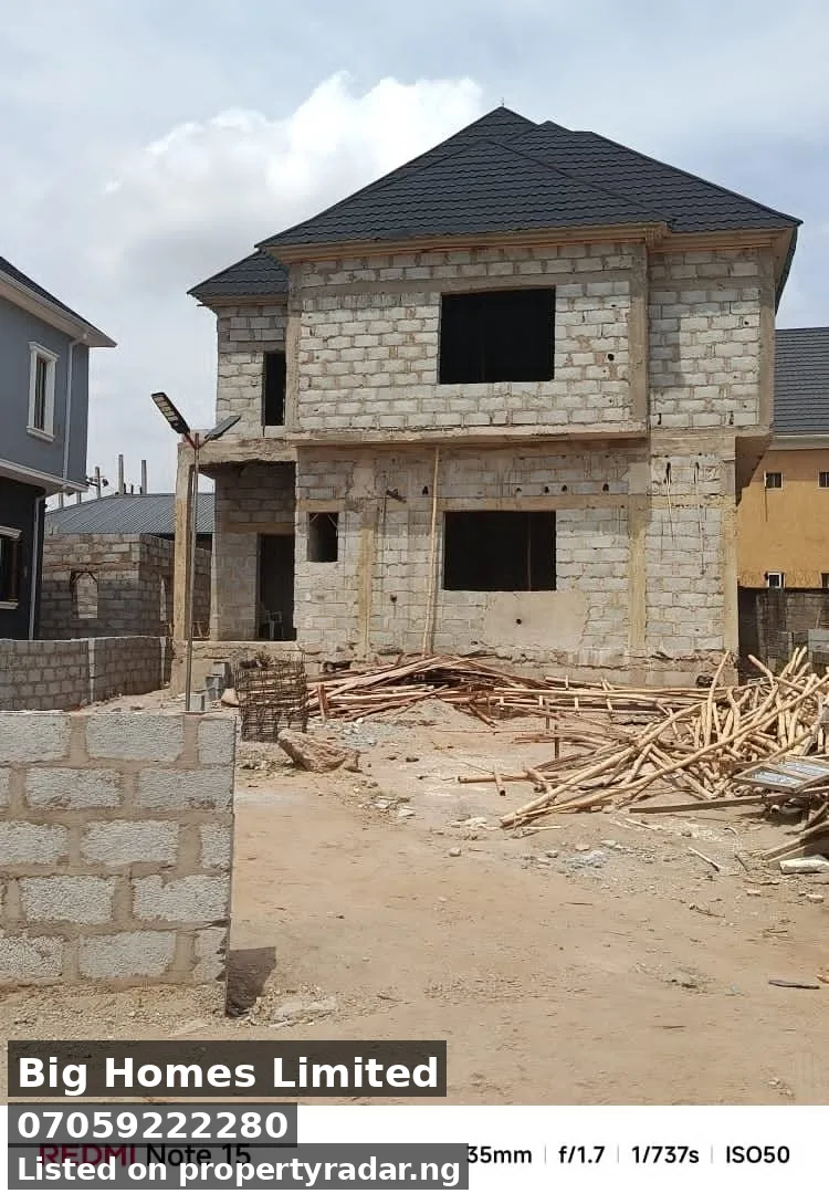 4 Bedroom Duplex In Lugbe For Sale in Abuja (FCT)