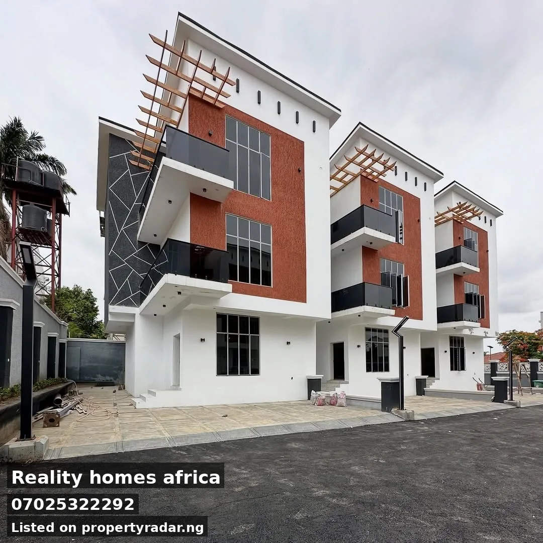 4 Bedroom Duplex In Utako For Sale in Abuja (FCT)