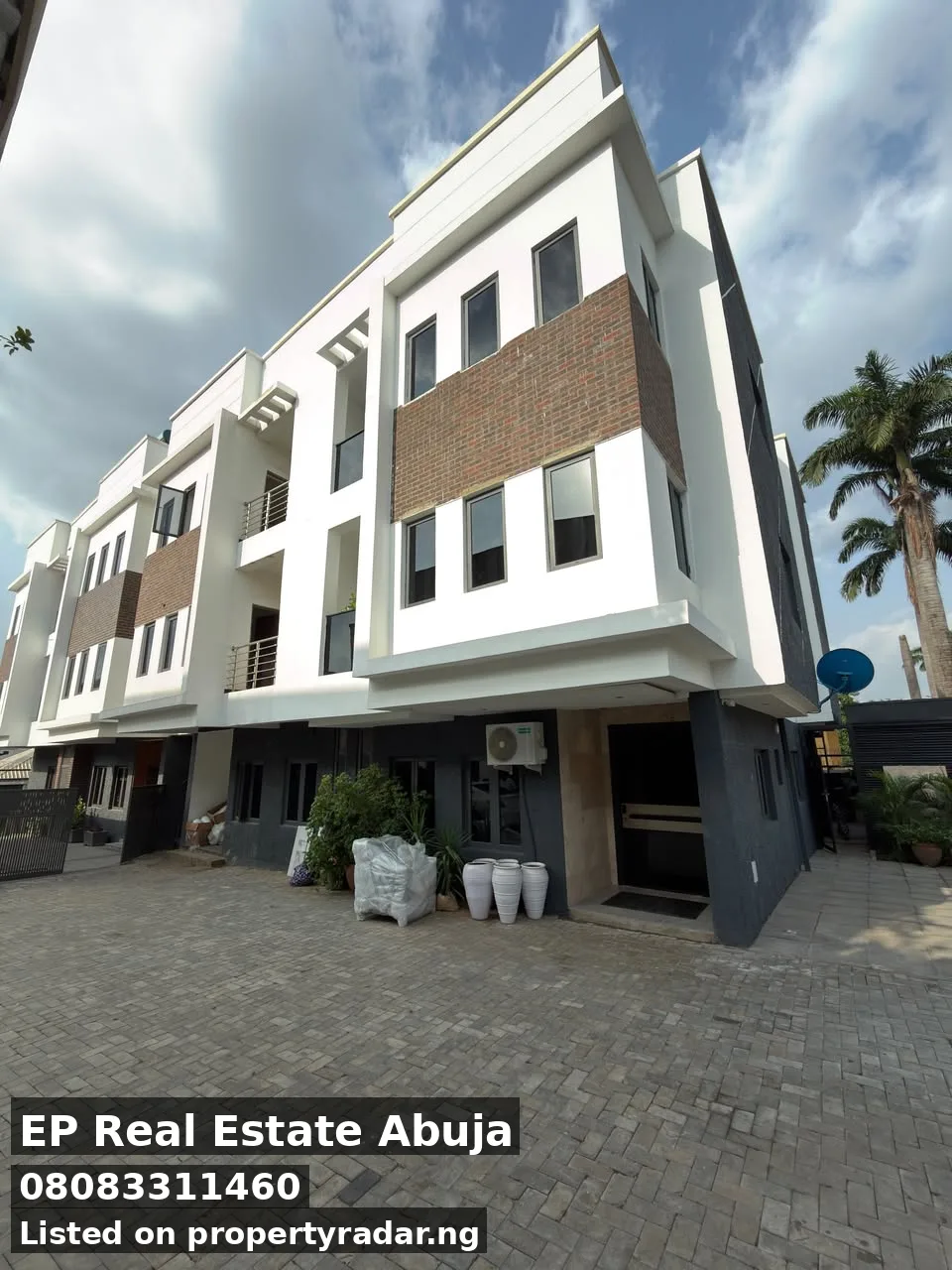 4 Bedroom Duplex In Wuse For Sale in Abuja (FCT)