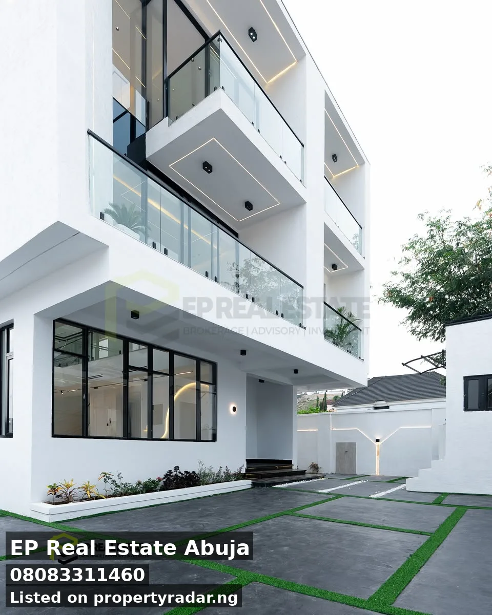 5 Bedroom Duplex In Apo For Sale in Abuja (FCT)