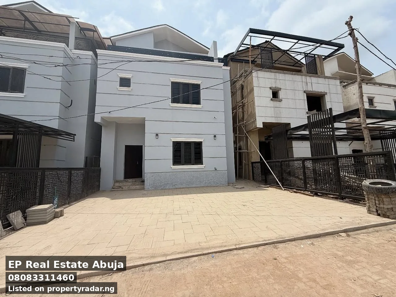 5 Bedroom Duplex In Wuse For Sale in Abuja (FCT)