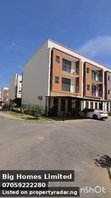 6 Bedroom Duplex In Apo For Sale in Abuja (FCT)