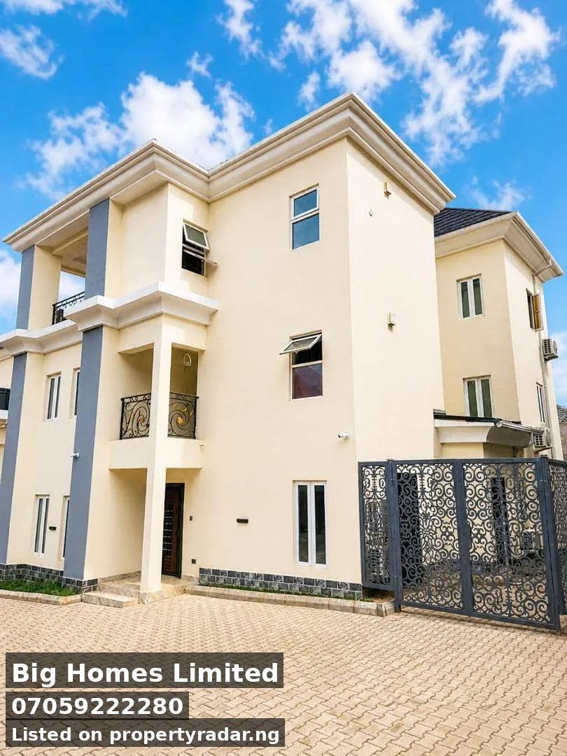 6 Bedroom Duplex In Asokoro For Sale in Abuja (FCT)