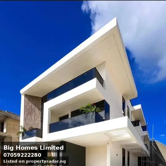 6 Bedroom Duplex In Guzape For Sale in Abuja (FCT)