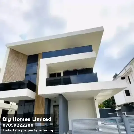 6 Bedroom Duplex In Guzape For Sale in Abuja (FCT)