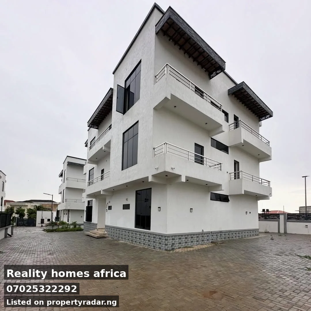 6 Bedroom Duplex In Katampe For Sale in Abuja (FCT)