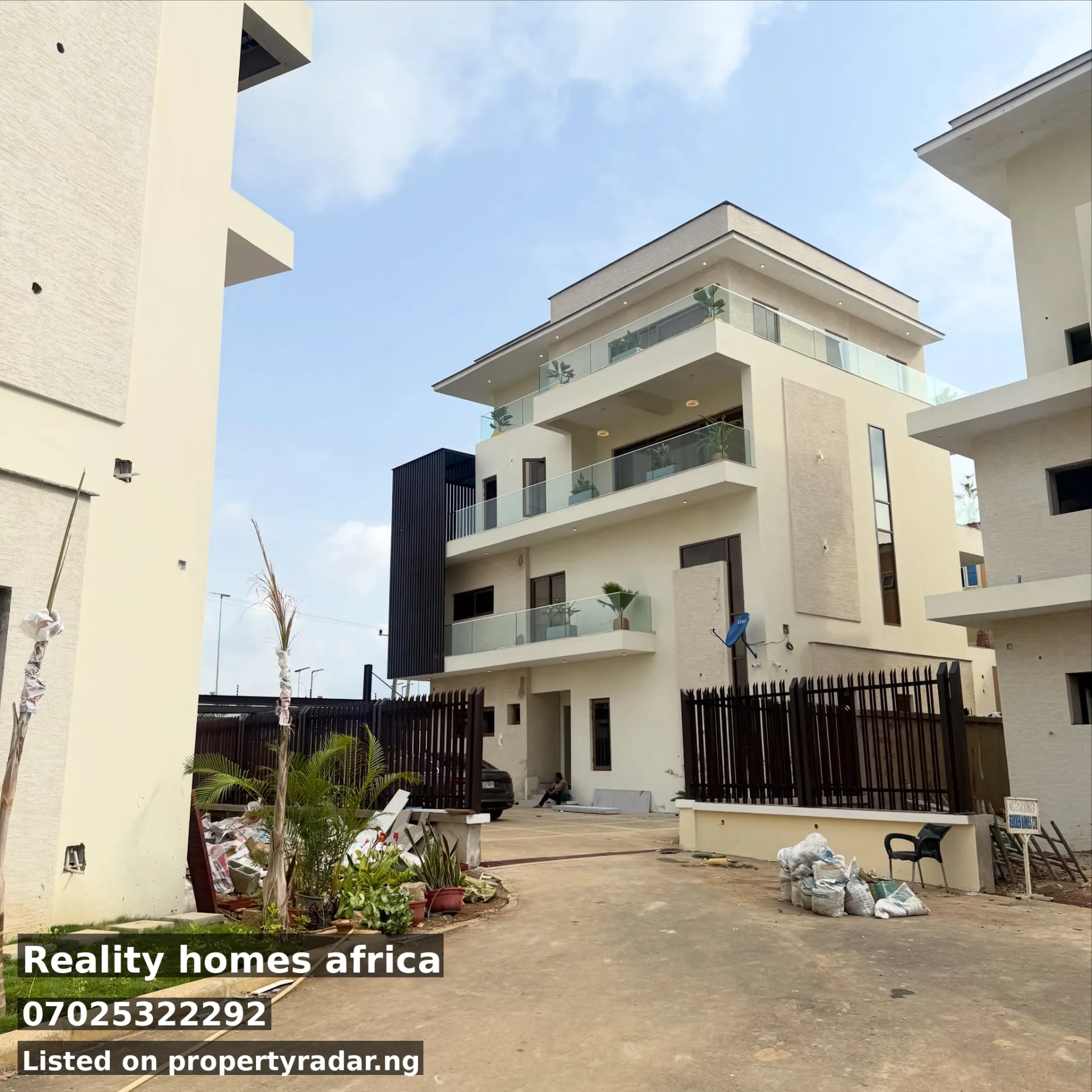 6 Bedroom Duplex In Mabushi For Sale in Abuja (FCT)