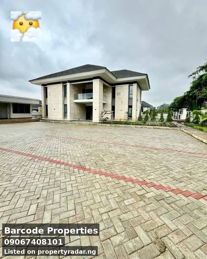 7 Bedroom Duplex In Maitama For Rent in Abuja (FCT)