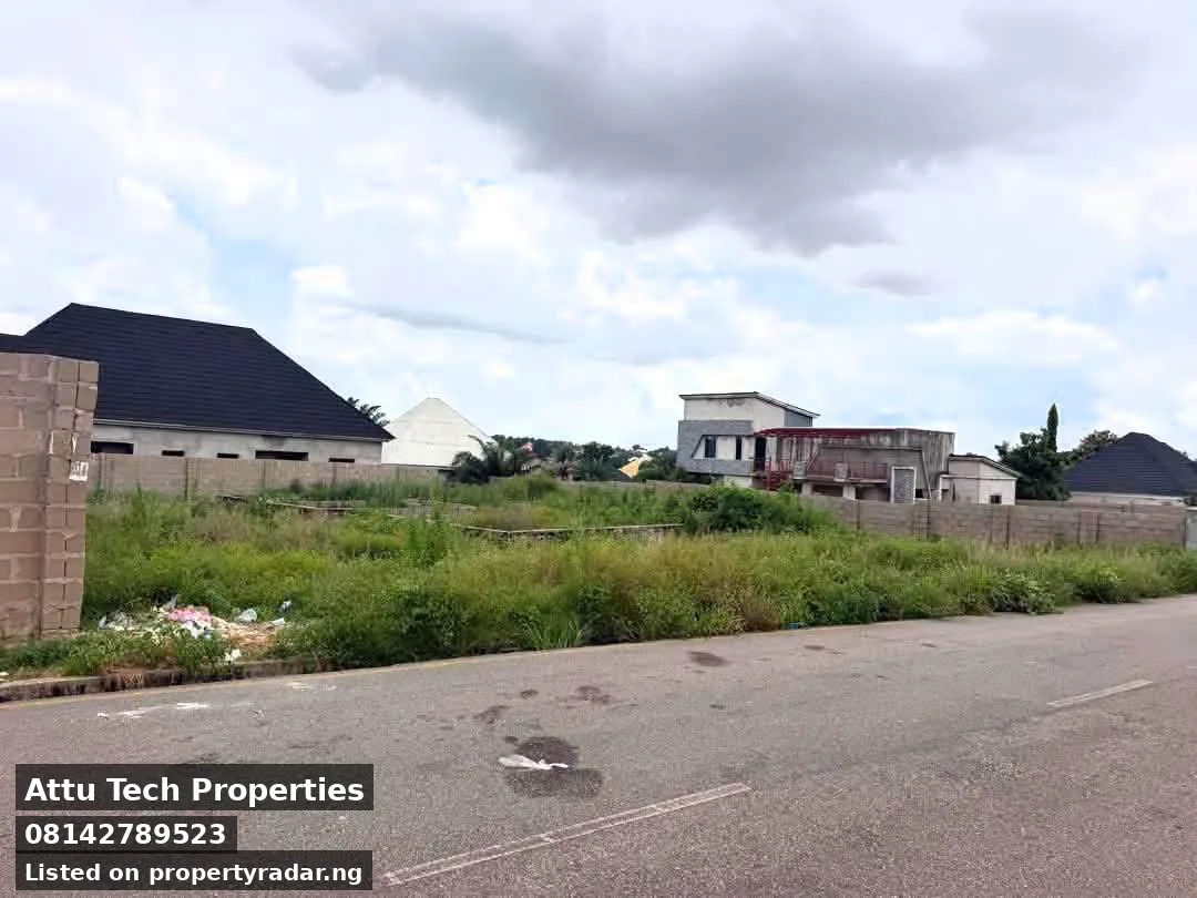 Land In High Level, George Akume Way Corridor For Sale in Benue