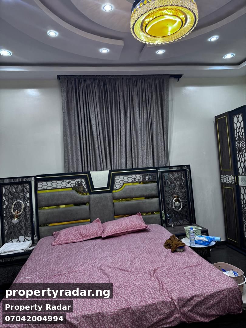 5 Bedroom Bungalow in Life Camp for Sale - Photo 4