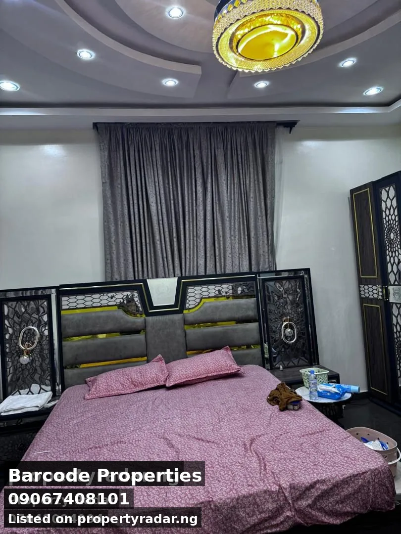 5 Bedroom Bungalow in Life Camp for Sale - Photo 4