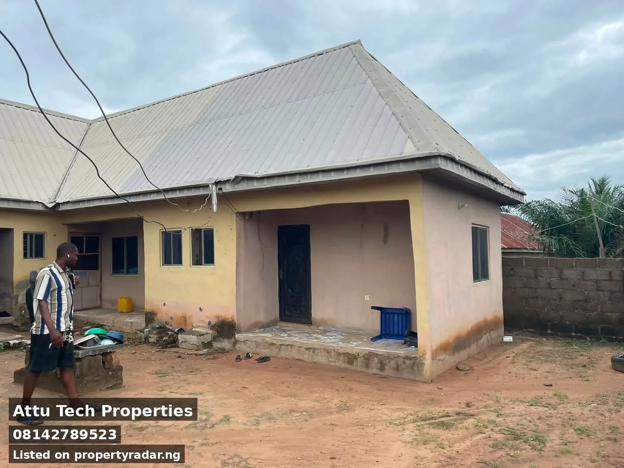 Self Contain In Nyon For Sale in Benue