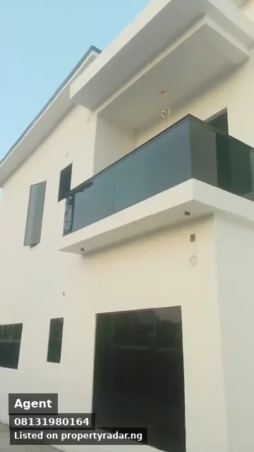 3 Bedroom Block Of Flats In Jabi For Rent in Abuja (FCT)