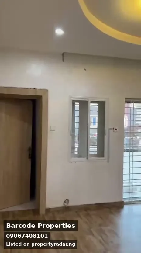3 Bedroom Block Of Flats In Wuse For Rent in Abuja (FCT)