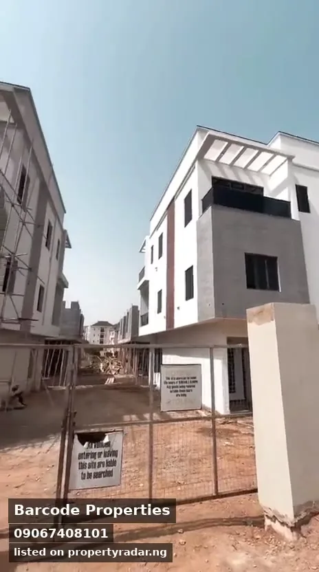 5 Bedroom Self Contain In Guzape For Sale in Abuja (FCT)