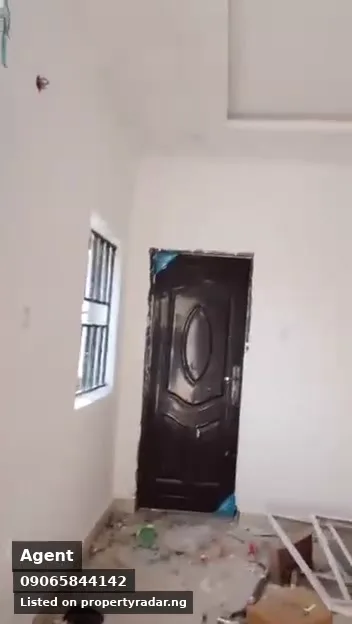 3 Bedroom Block Of Flats In Lugbe For Rent in Abuja (FCT)