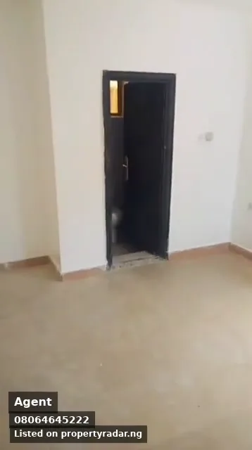 3 Bedroom Bungalow In Apo For Rent in Abuja (FCT)