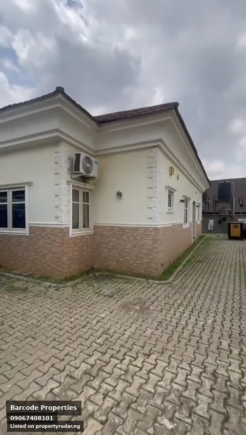 3 Bedroom Bungalow In Life Camp For Rent in Abuja (FCT)