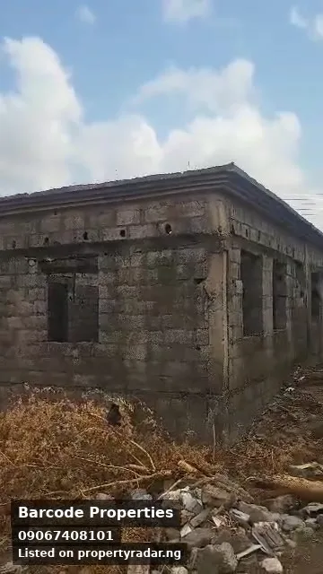 3 Bedroom Bungalow In Lugbe For Sale in Abuja (FCT)