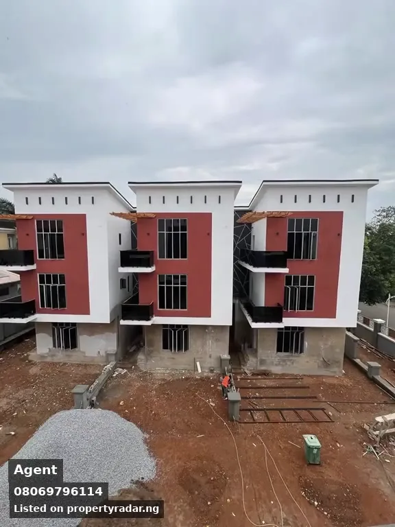4 Bedroom Duplex In Utako For Sale in Abuja (FCT)