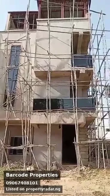 5 Bedroom Duplex In Wuse For Sale in Abuja (FCT)