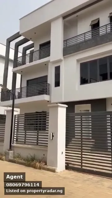 6 Bedroom Duplex In Katampe For Rent in Abuja (FCT)
