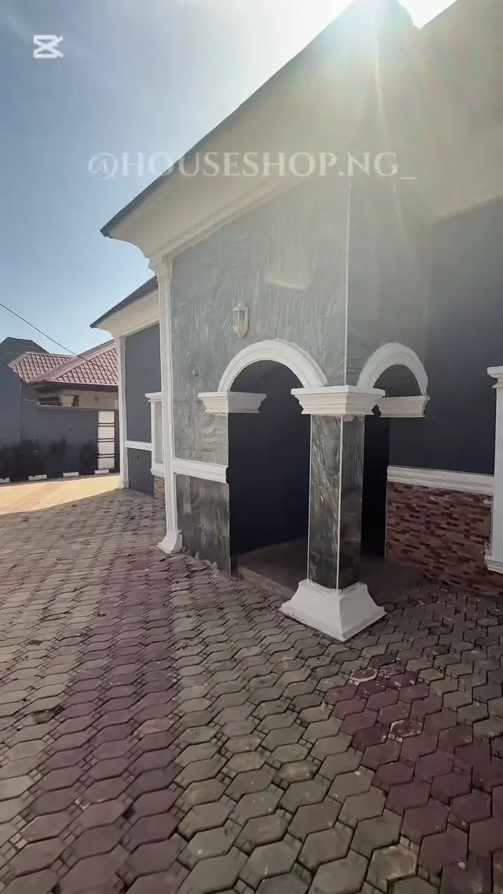 3 Bedroom Bungalow In Lokogoma For Sale in Abuja (FCT)