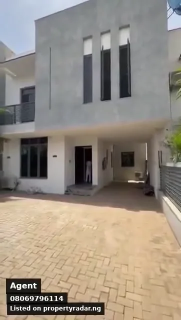 4 Bedroom Duplex In Life Camp For Rent in Abuja (FCT)