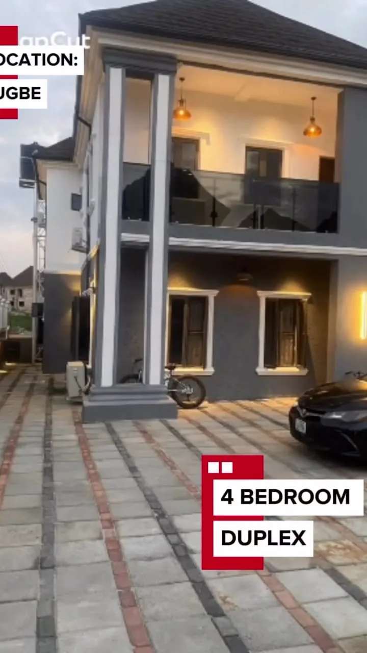 4 Bedroom Duplex In Lugbe For Sale in Abuja (FCT)