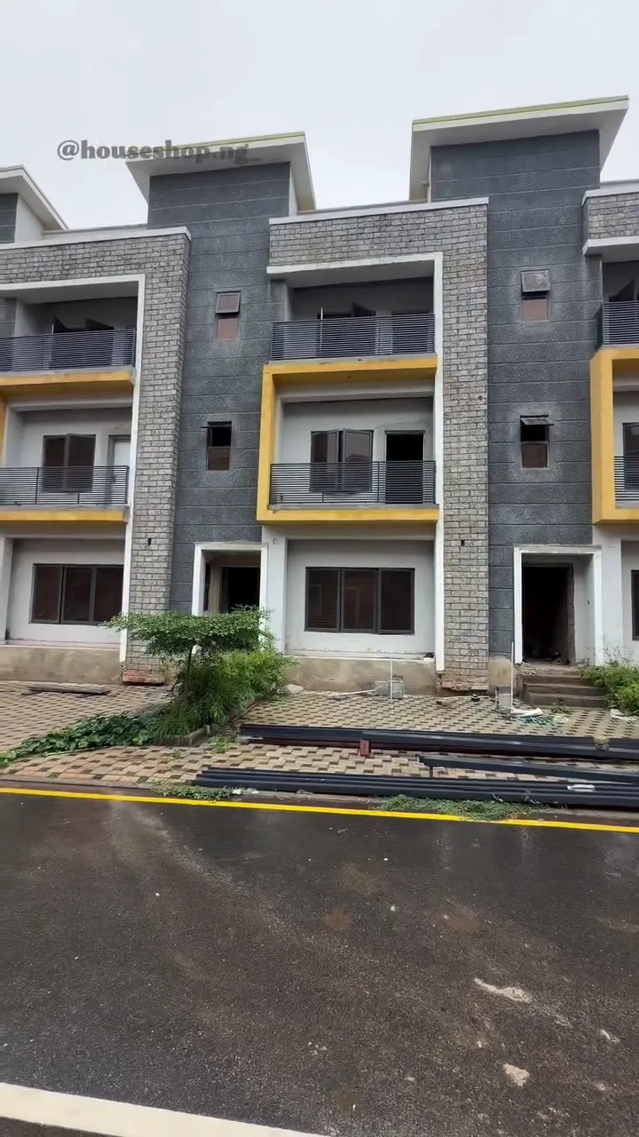 4 Bedroom House In Katampe For Sale in Abuja (FCT)